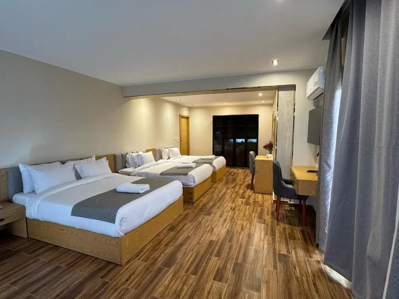 Family room used to compare final hotel prices in Giza